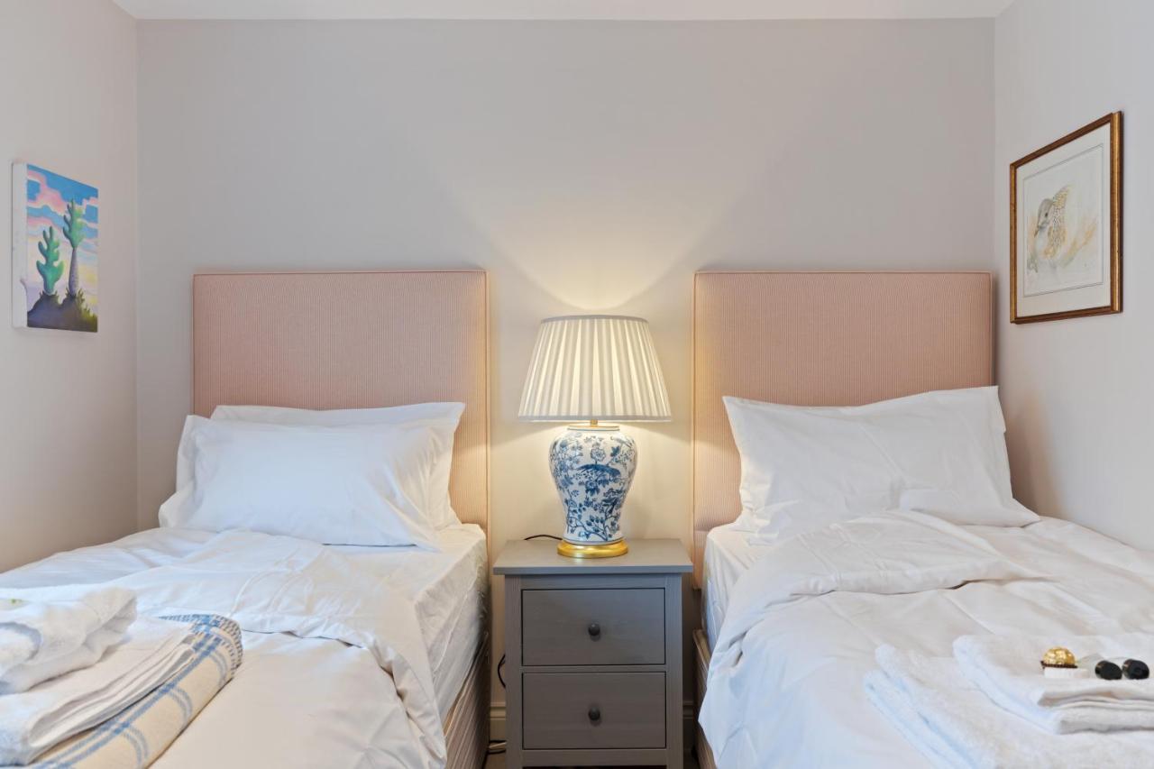 Апартаменты Bright & Cosy Gem ~ Battersea Park View ~ King Bed Лондон Экстерьер фото