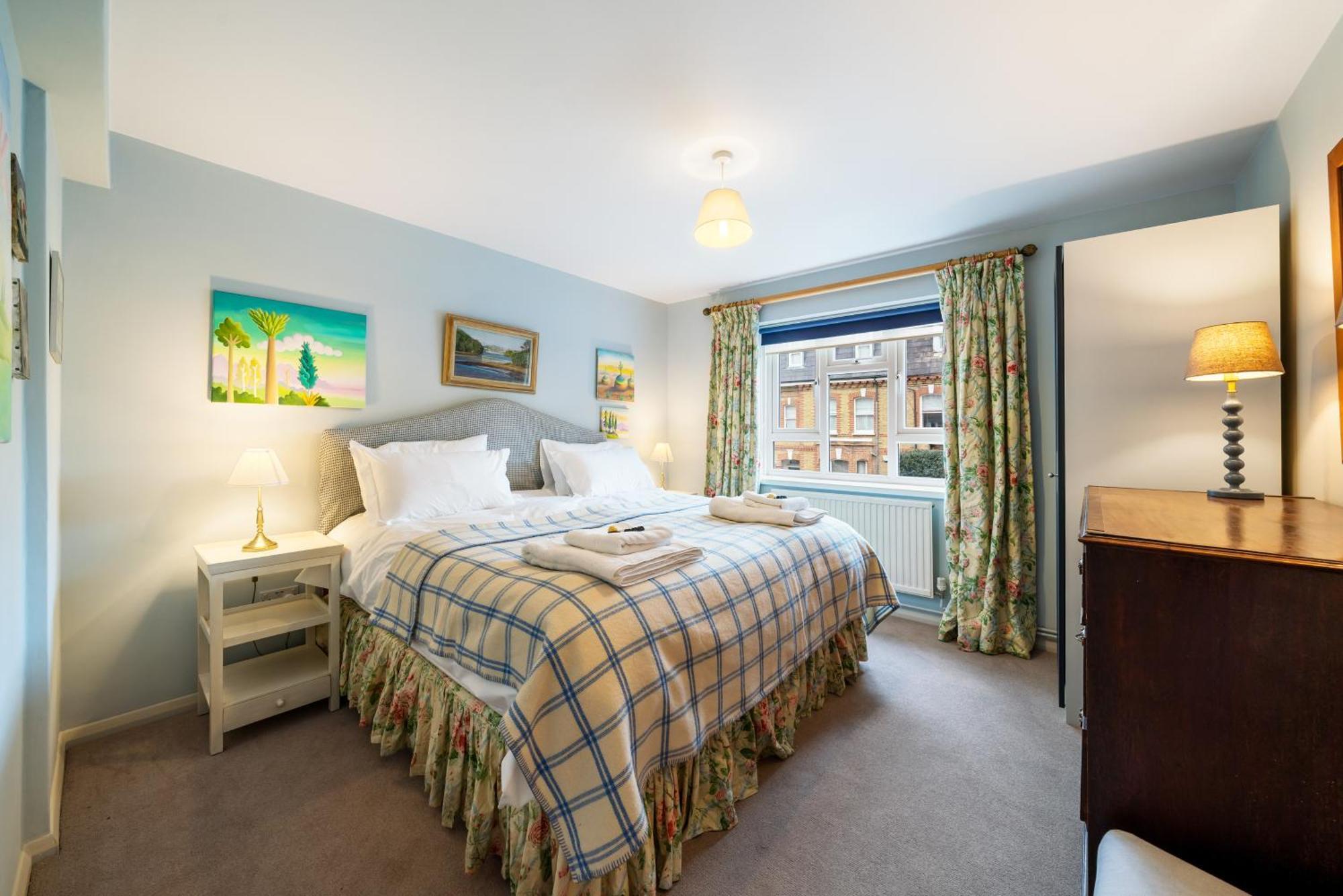 Апартаменты Bright & Cosy Gem ~ Battersea Park View ~ King Bed Лондон Экстерьер фото
