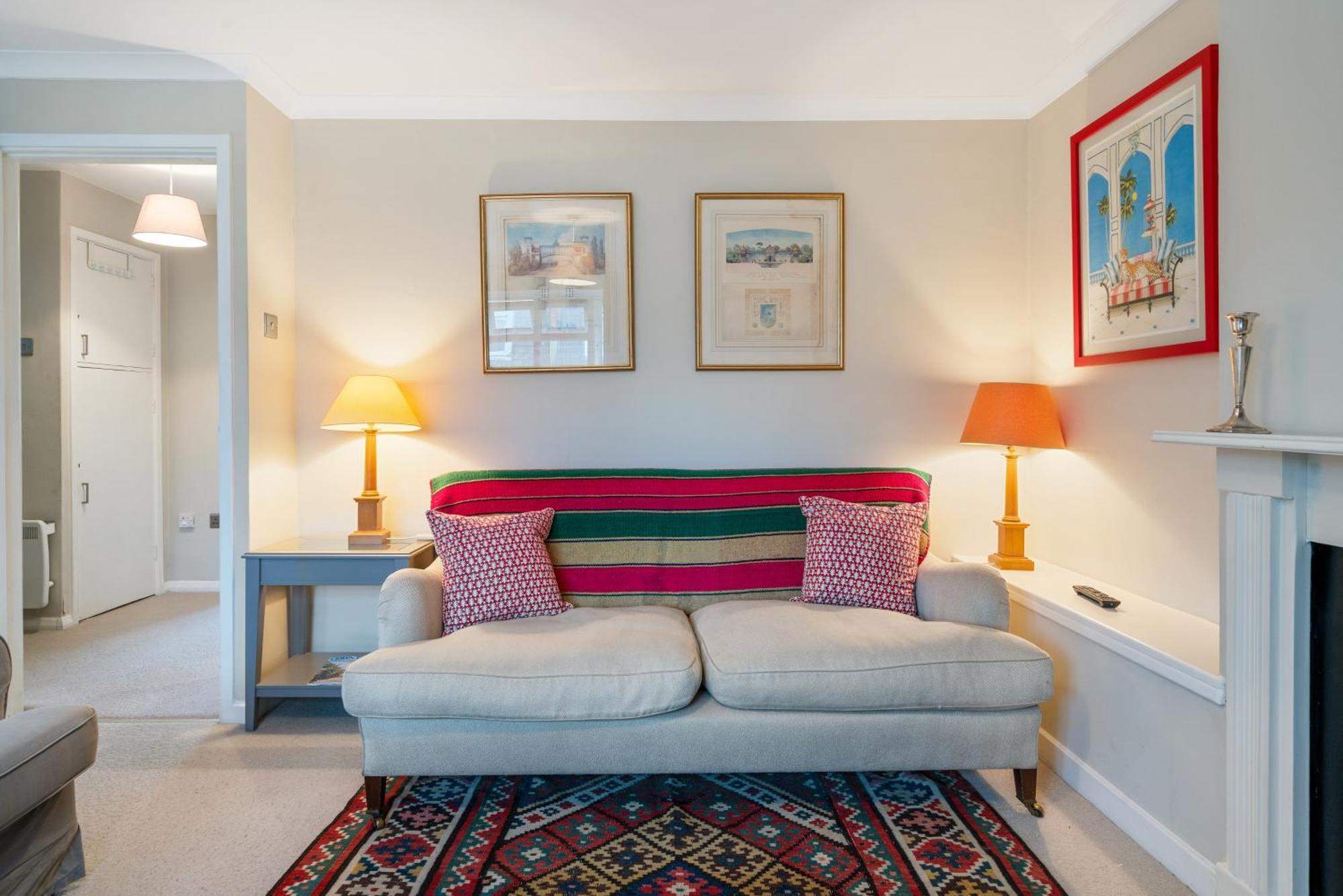 Апартаменты Bright & Cosy Gem ~ Battersea Park View ~ King Bed Лондон Экстерьер фото